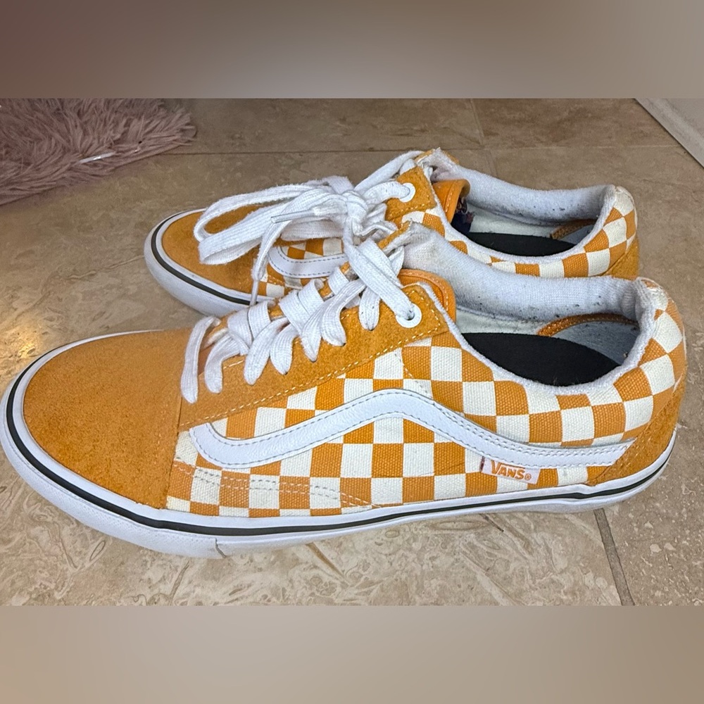 Men’s Old Skool Vans Pro Checkered Orange White Mid Shoes